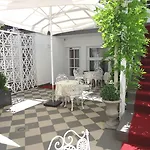 Hotel Allegro